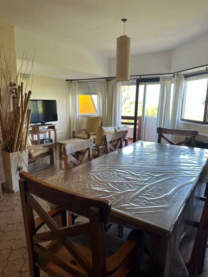ZONA NORTE VILLA GESELL PARA 6 PERSONAS