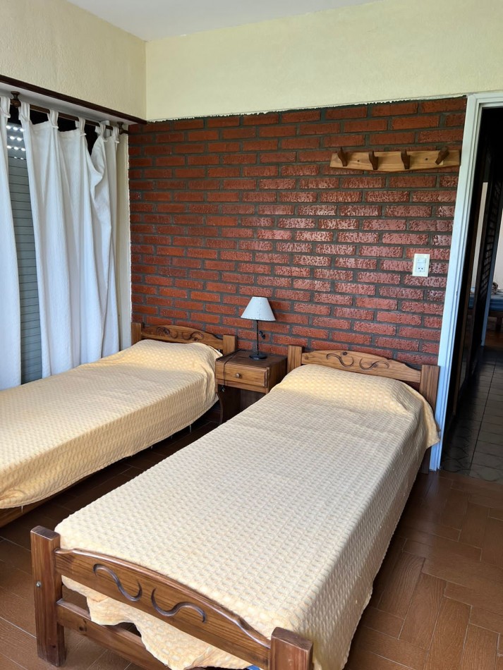 ZONA NORTE VILLA GESELL PARA 6 PERSONAS