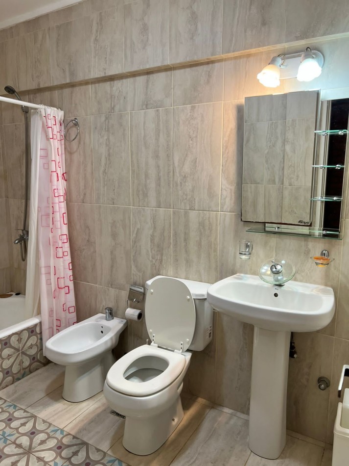 ZONA NORTE VILLA GESELL PARA 6 PERSONAS