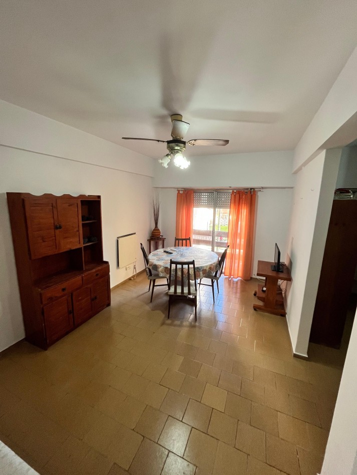 DEPARTAMENTO 2 AMB. CON BALCON Y COCHERA