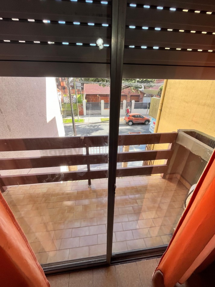 DEPARTAMENTO 2 AMB. CON BALCON Y COCHERA