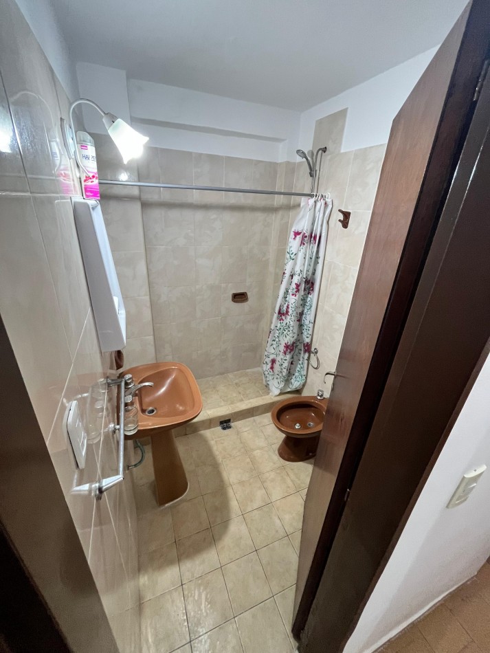 DEPARTAMENTO 2 AMB. CON BALCON Y COCHERA